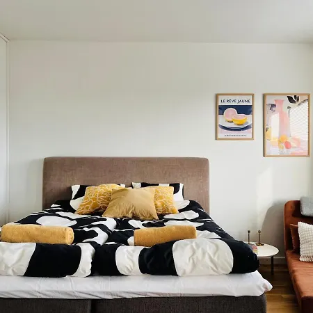 Apartment Design In The Center With Elevator Motorized Bed And Parking